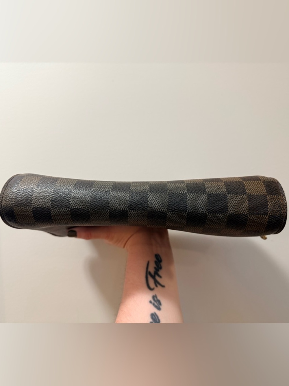 *Vintage* Authentic Louis Vuitton - Leather Damier Ebene Clutch / Wristlet w/COA - Picture 7 of 16
